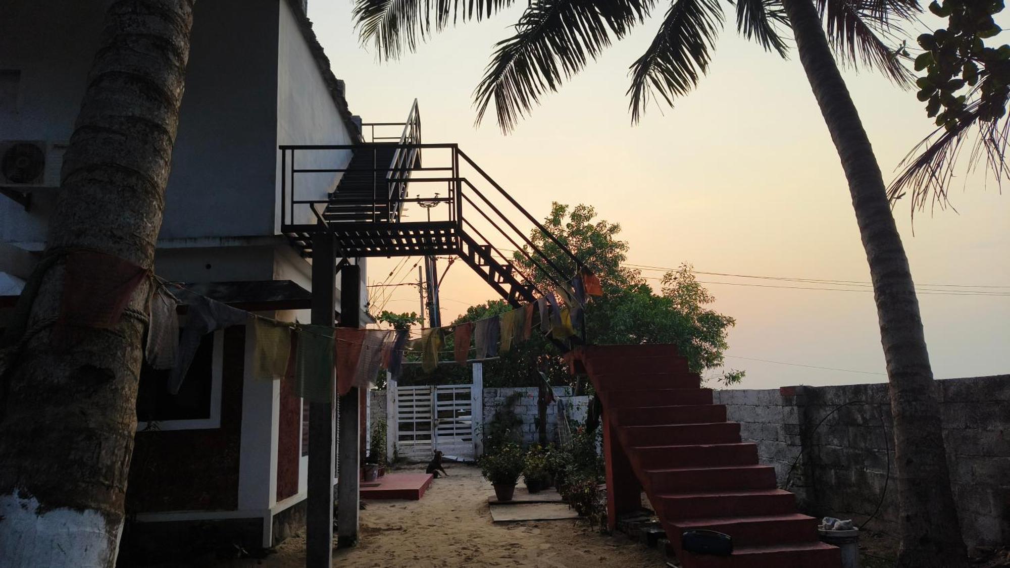 Funky Art Beach House Alappuzha Buitenkant foto