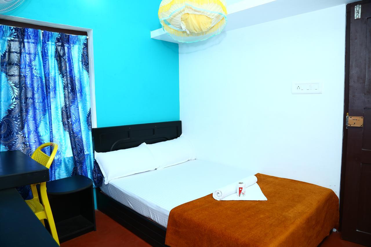 Funky Art Beach House Alappuzha Buitenkant foto