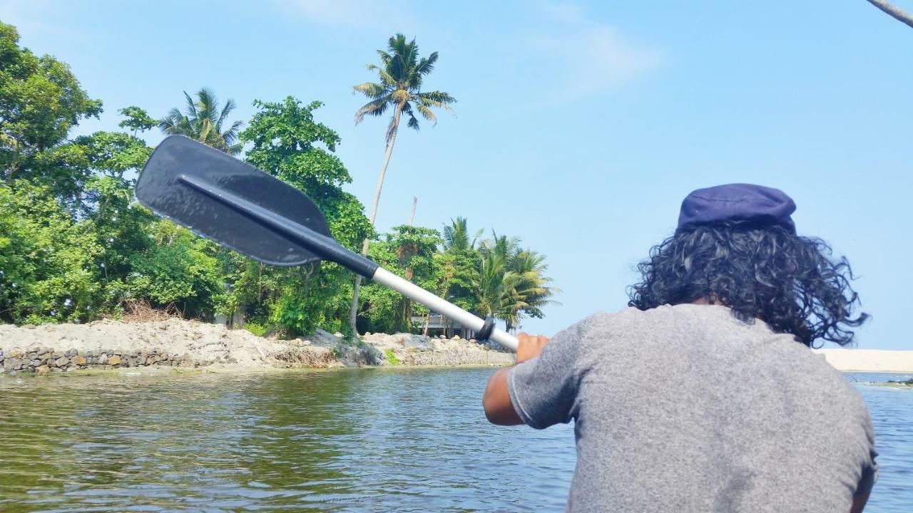 Funky Art Beach House Alappuzha Buitenkant foto